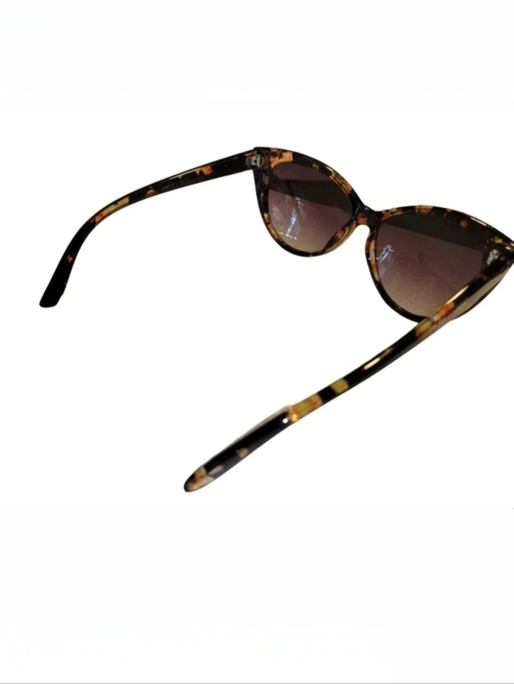 Women's Retro Cat-Eye Tortoise-Shell Sunglasses With Brown Gradient Lenses UV